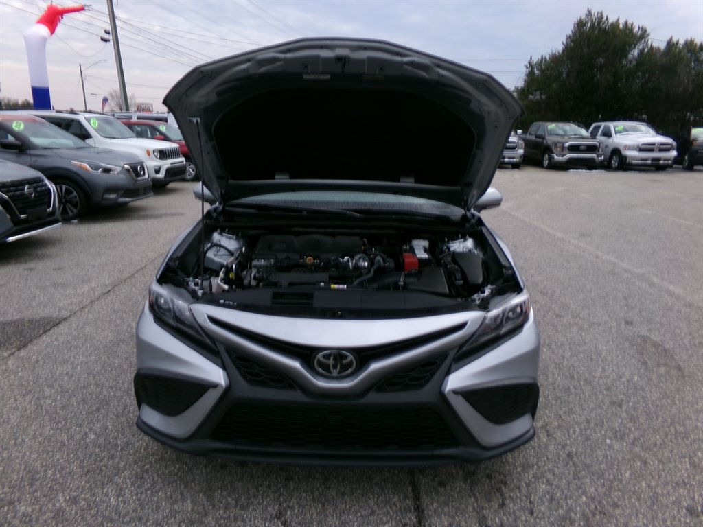 2023 Toyota Camry SE photo