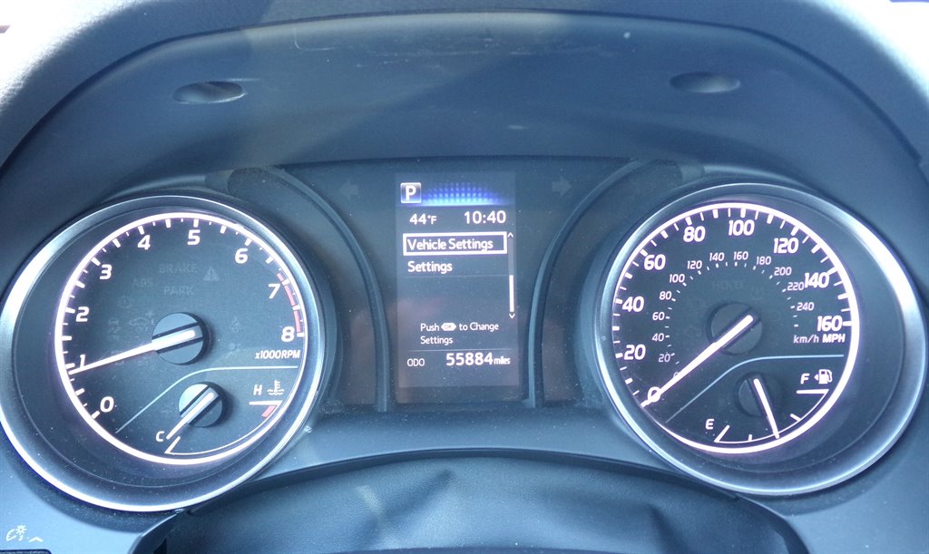 2023 Toyota Camry SE photo