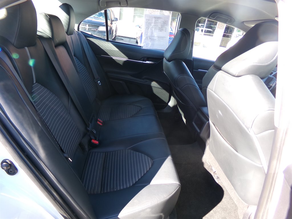2023 Toyota Camry SE photo