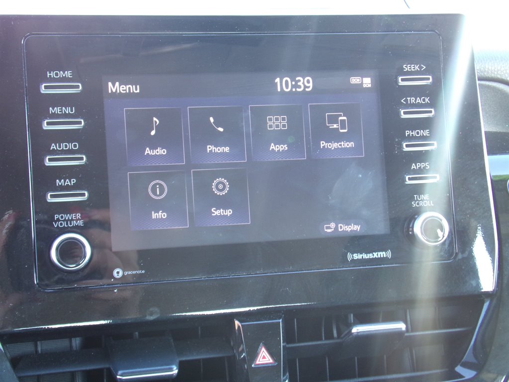 2023 Toyota Camry SE photo