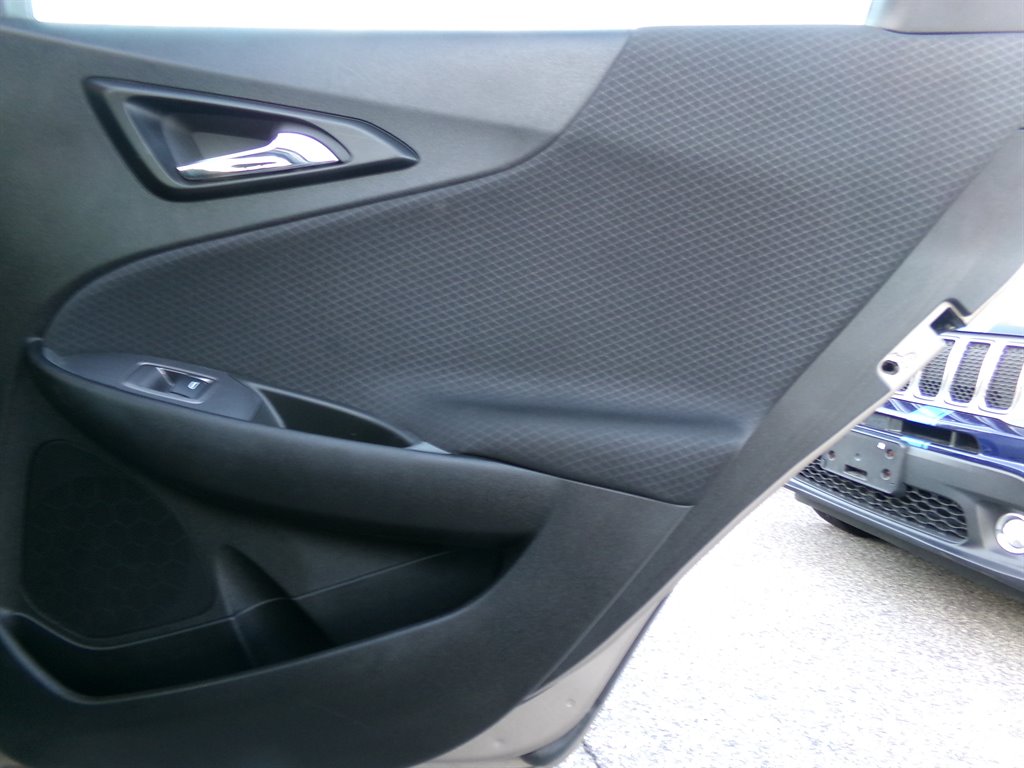 2023 Chevrolet Malibu 1LT photo