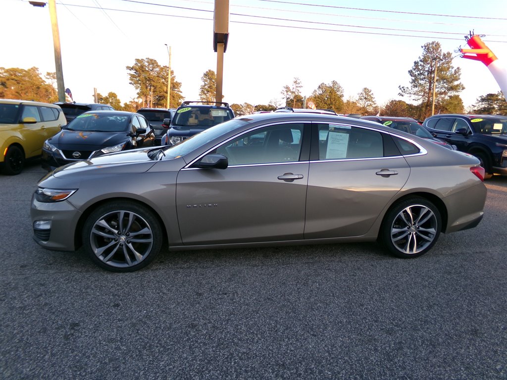 2023 Chevrolet Malibu 1LT photo