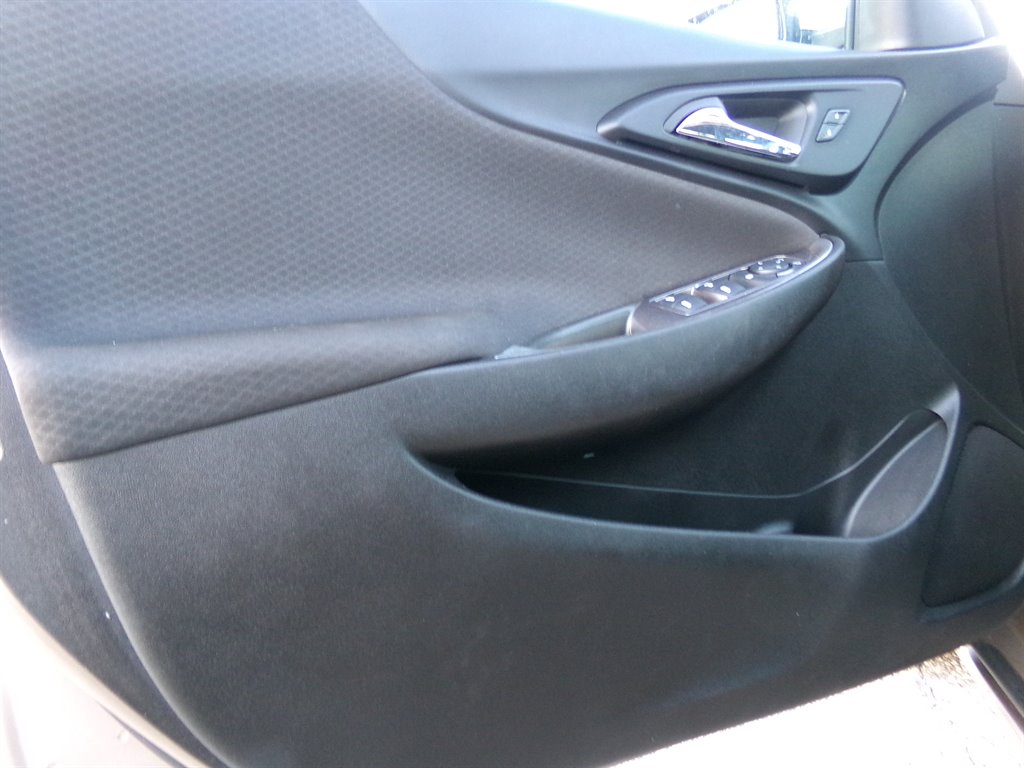 2023 Chevrolet Malibu 1LT photo