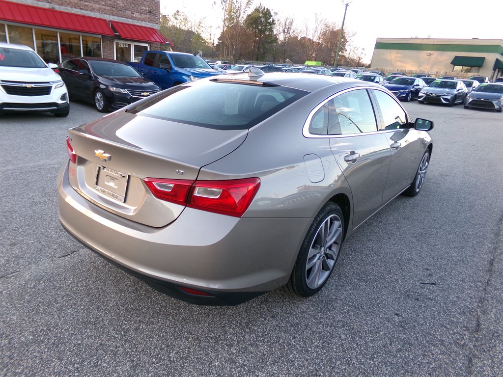 2023 Chevrolet Malibu 1LT photo