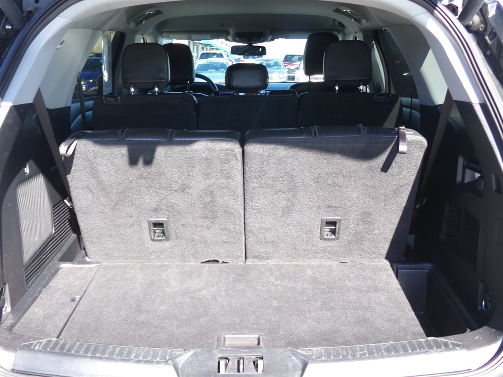 2022 Ford Explorer Limited photo