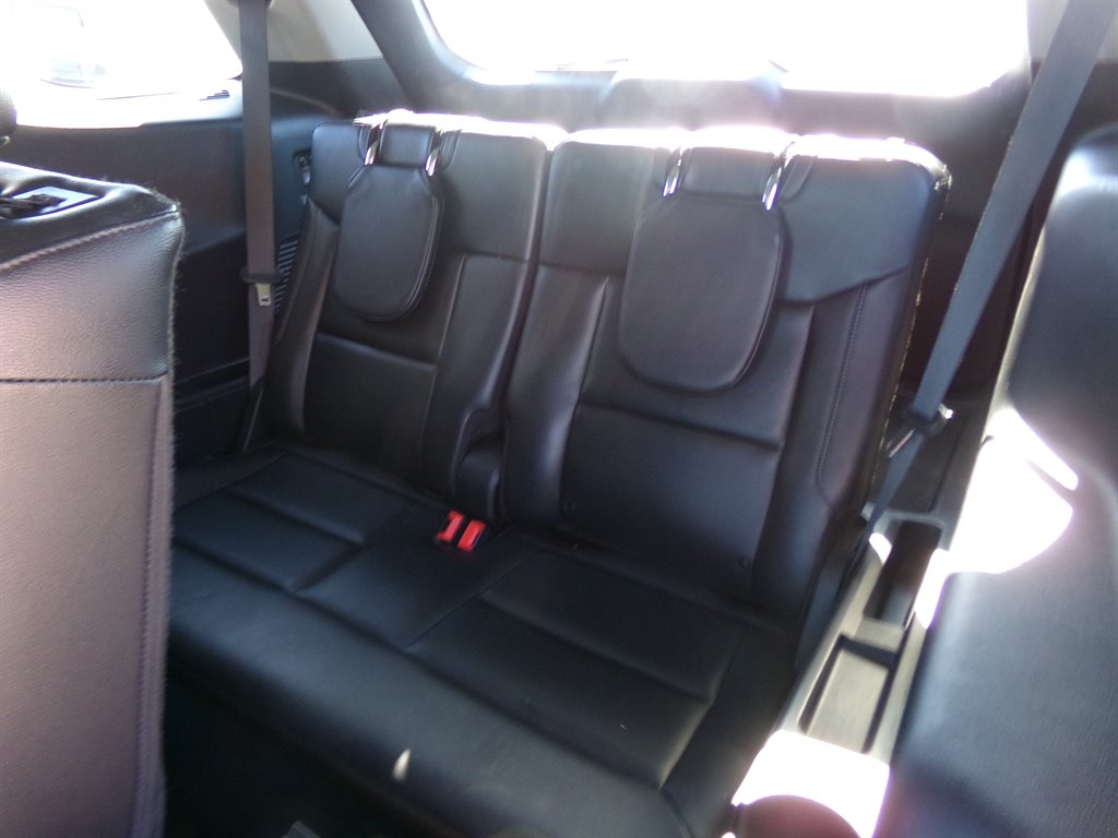 2022 Ford Explorer Limited photo