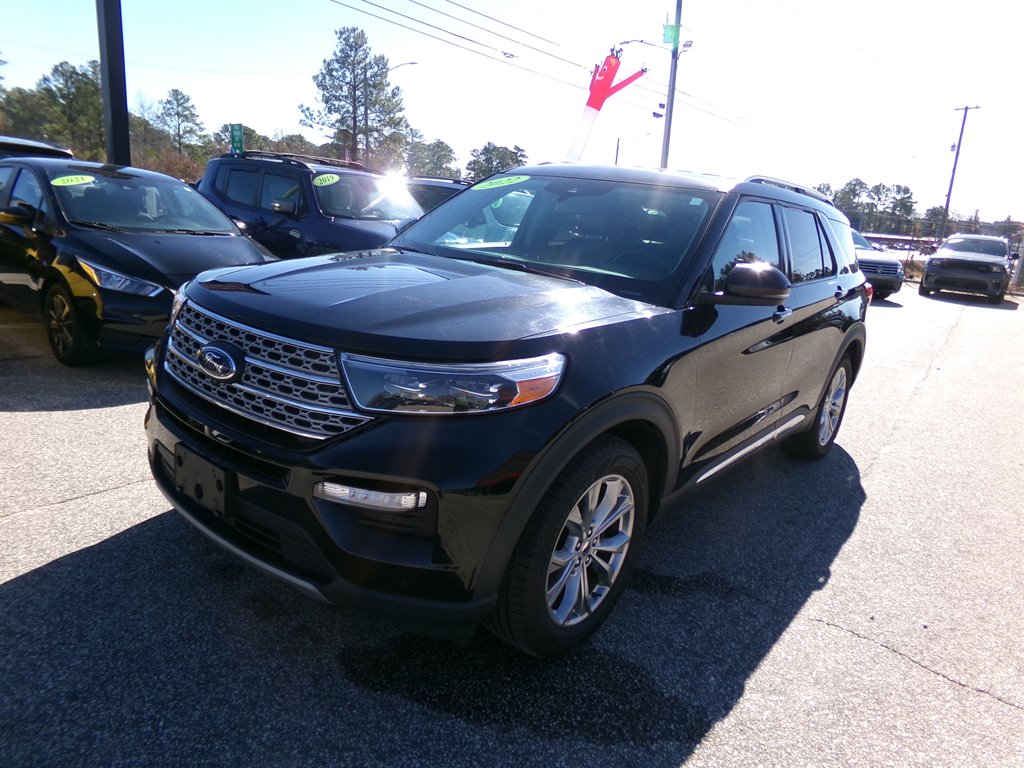 2022 Ford Explorer Limited photo