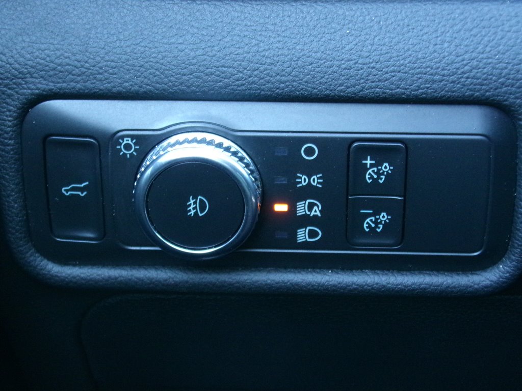 2022 Ford Explorer Limited photo