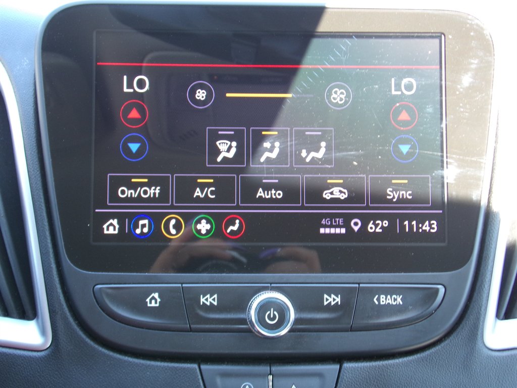 2023 Chevrolet Malibu 1LT photo
