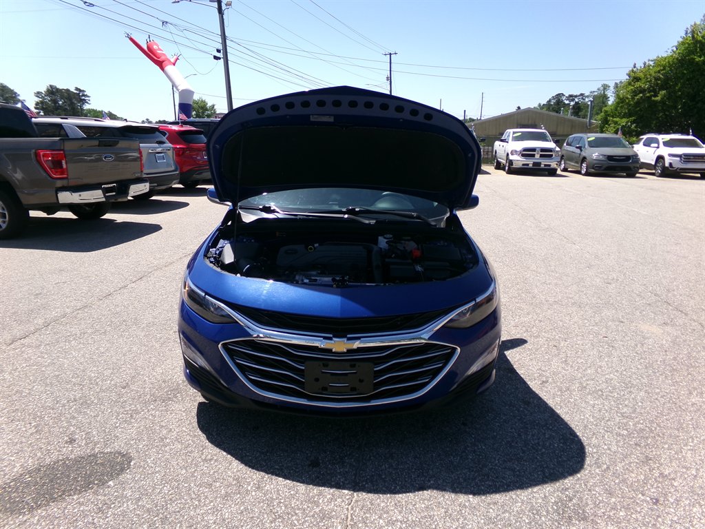 2023 Chevrolet Malibu 1LT photo