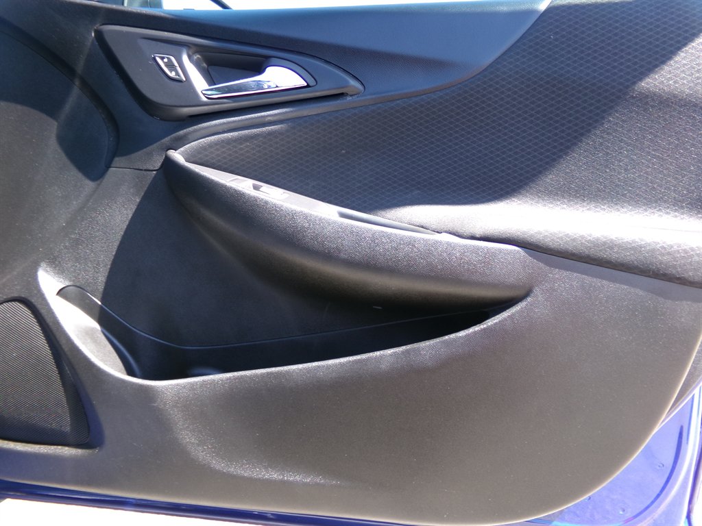 2023 Chevrolet Malibu 1LT photo