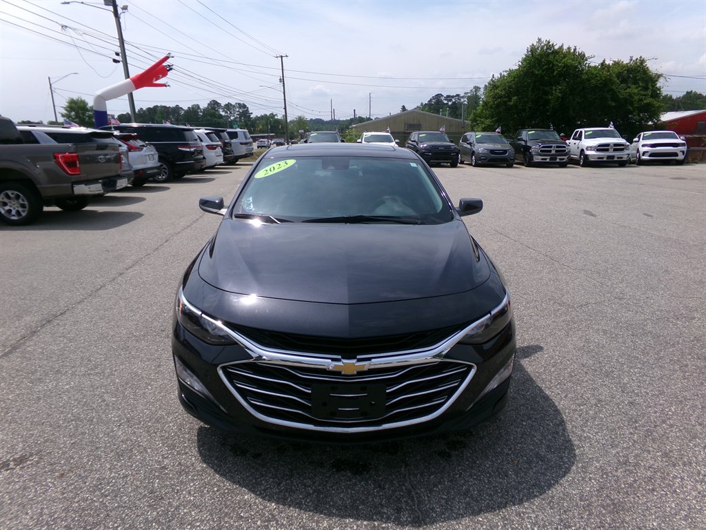 2023 Chevrolet Malibu 1LT photo