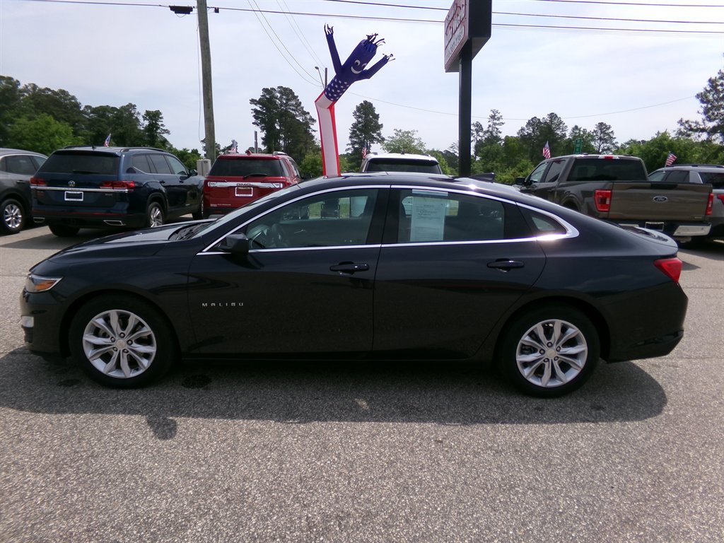 2023 Chevrolet Malibu 1LT photo