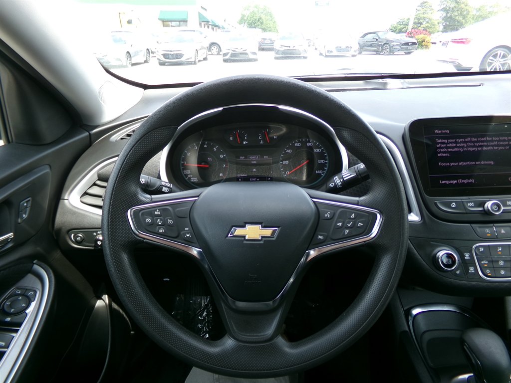 2023 Chevrolet Malibu 1LT photo