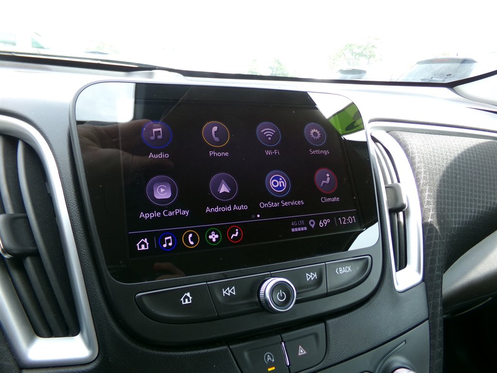 2023 Chevrolet Malibu 1LT photo