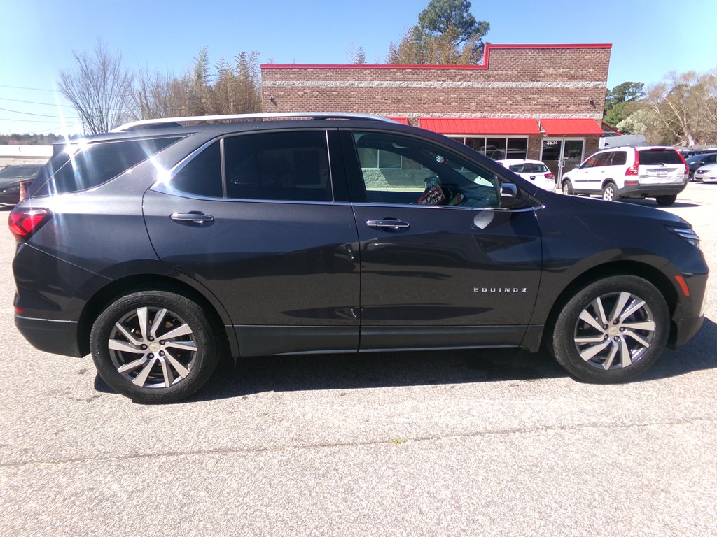 2022 Chevrolet Equinox - $21,988