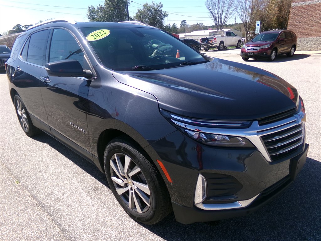 2022 Chevrolet Equinox - $21,988