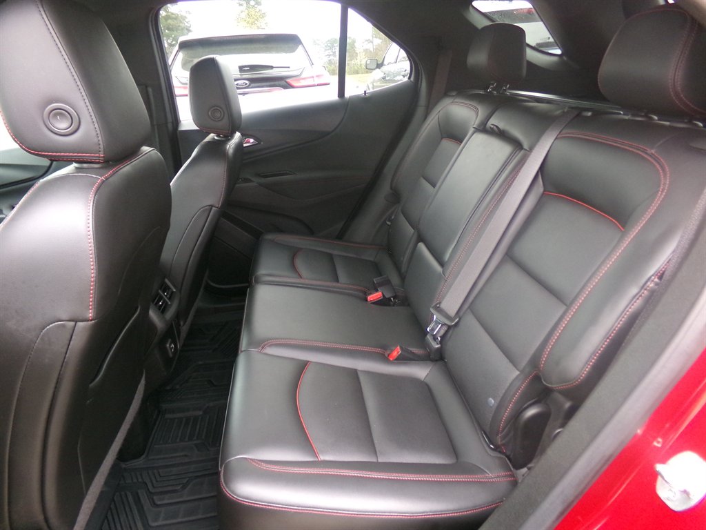 2022 Chevrolet Equinox - $24,988