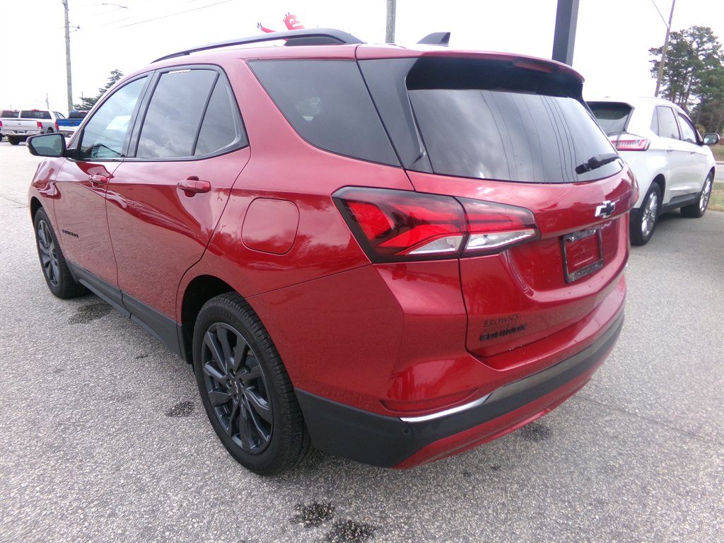 2022 Chevrolet Equinox - $24,988