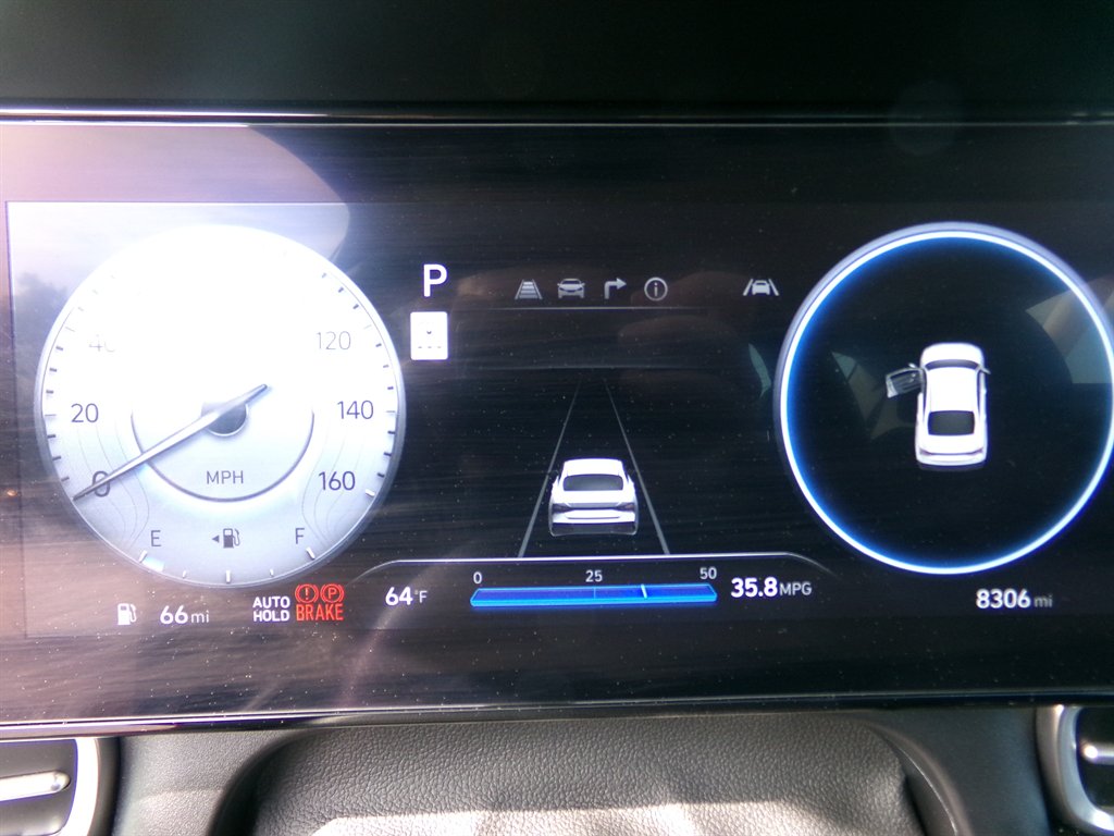 2025 Hyundai Elantra - $27,584