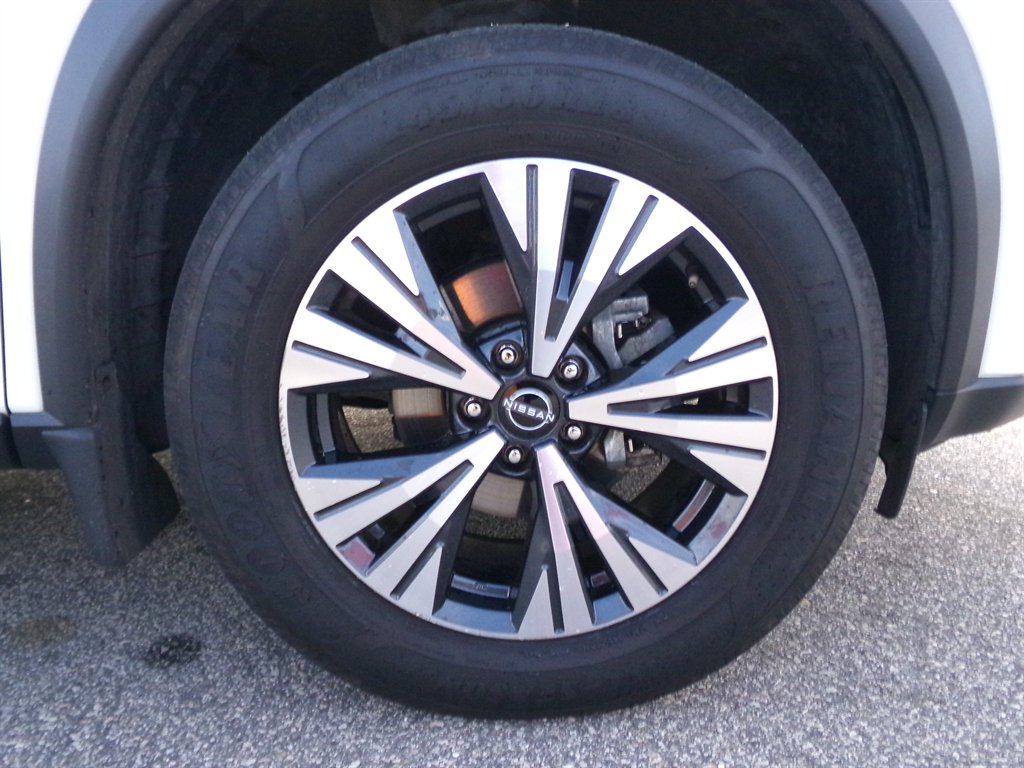 2023 Nissan Rogue - $22,874