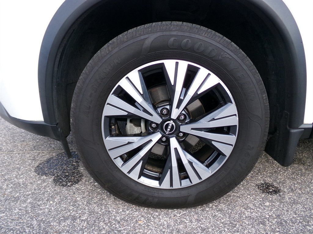 2023 Nissan Rogue - $22,874