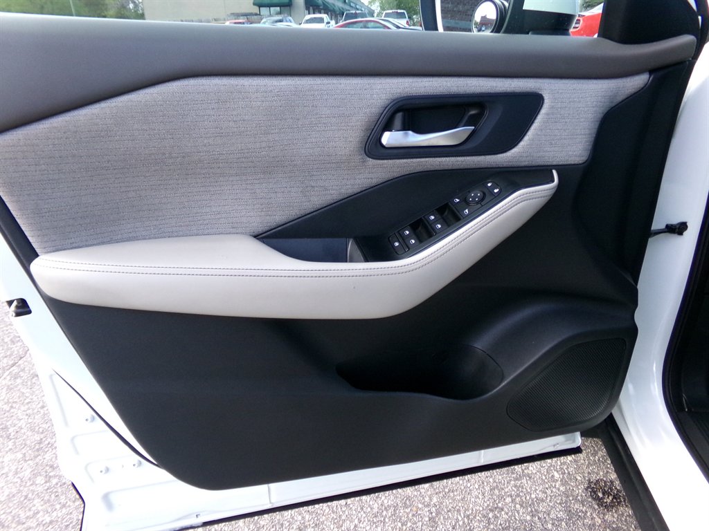 2023 Nissan Rogue - $22,874