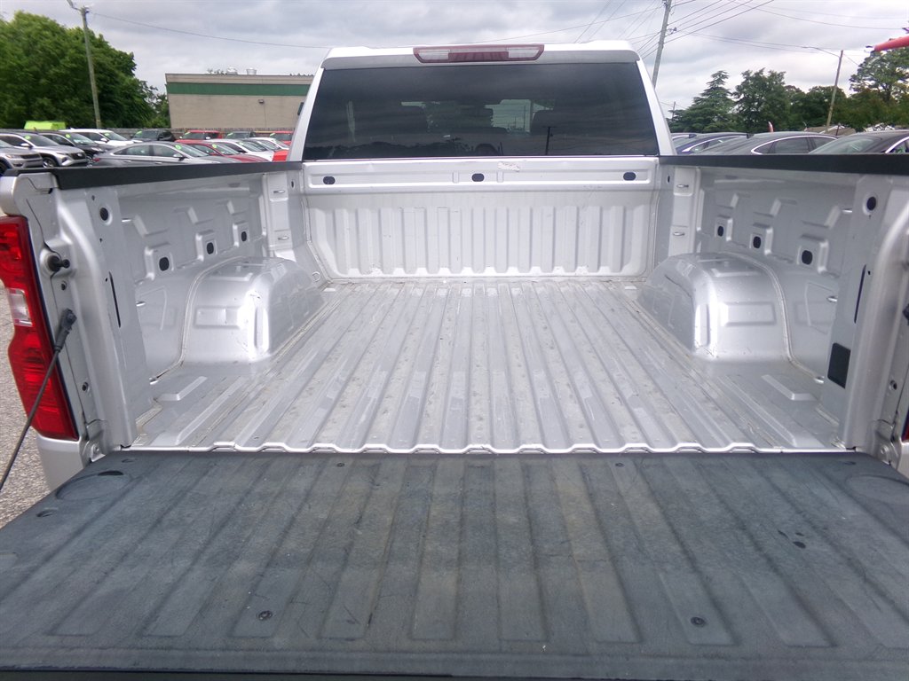 2019 Chevrolet Silverado - $30,988