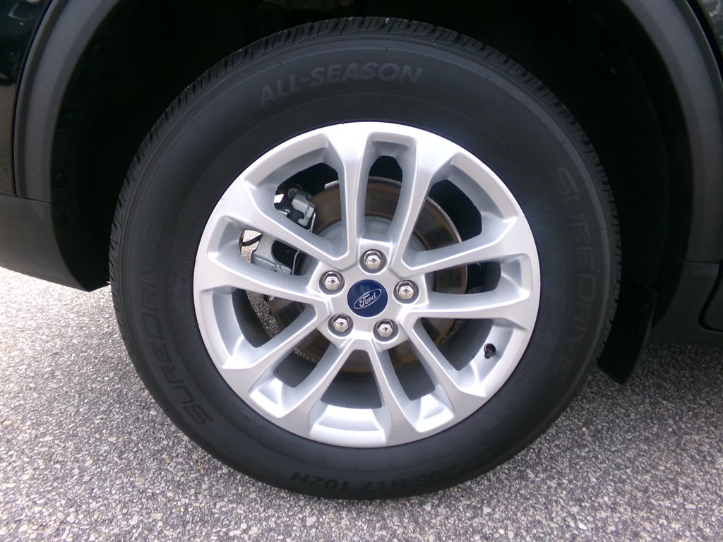 2022 Ford Escape - $19,932