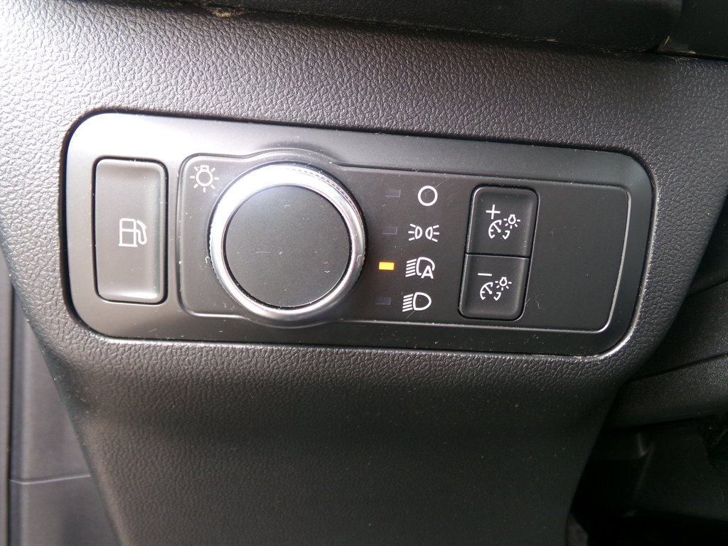 2022 Ford Escape - $19,932