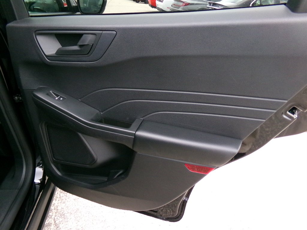 2022 Ford Escape - $19,932