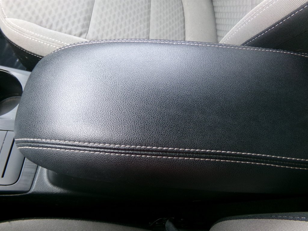 2022 Ford Escape - $19,932