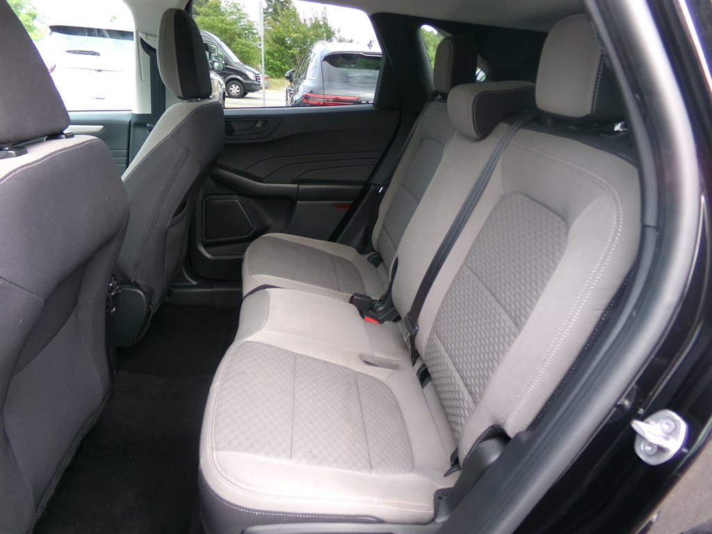 2022 Ford Escape - $19,932