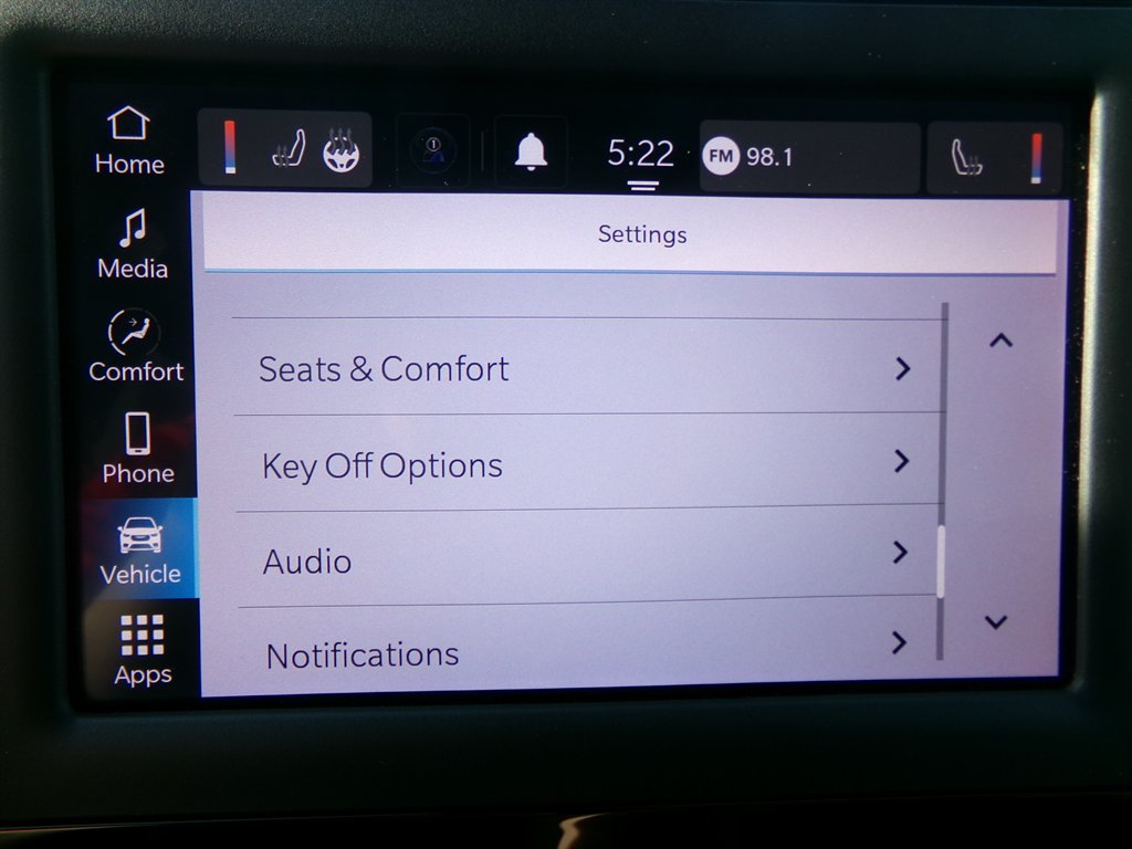 2022 Chrysler Voyager - $22,964