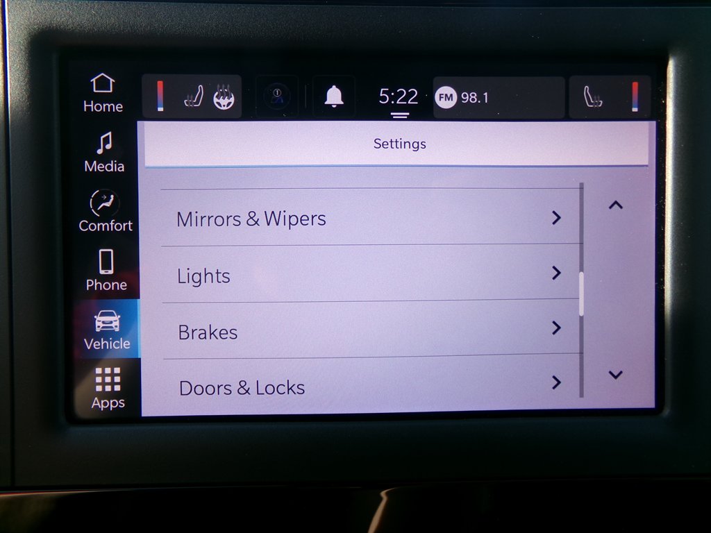 2022 Chrysler Voyager - $22,964