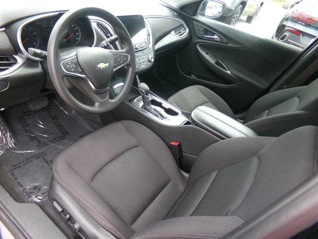 2024 Chevrolet Malibu - $24,988