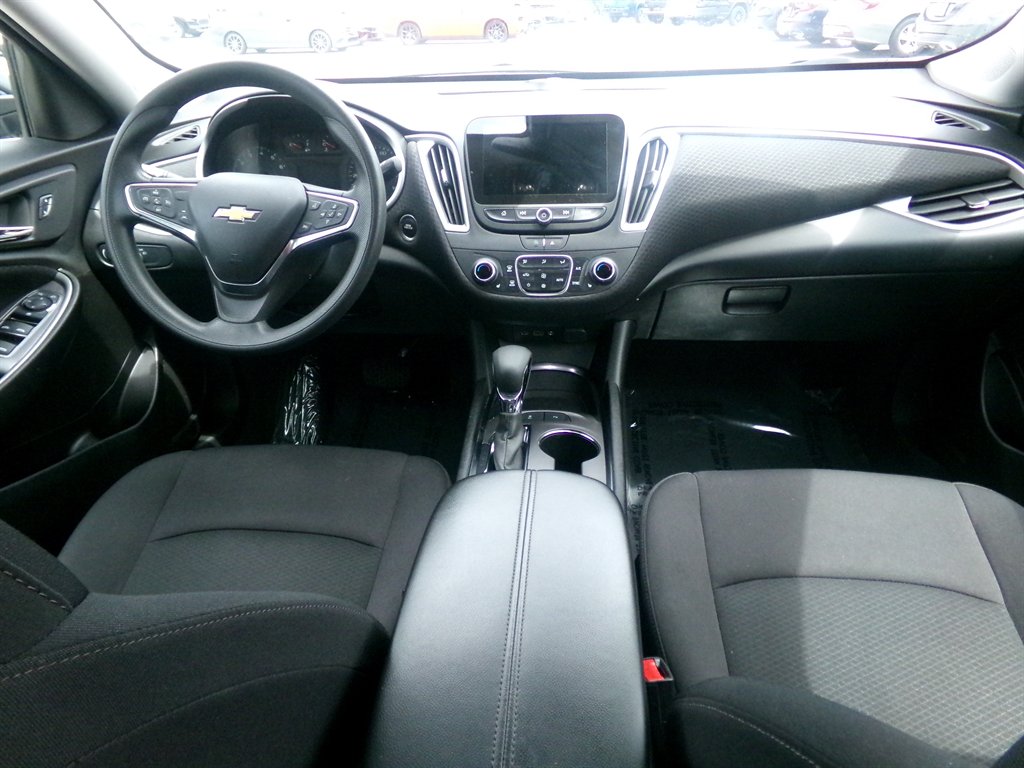 2024 Chevrolet Malibu - $24,988