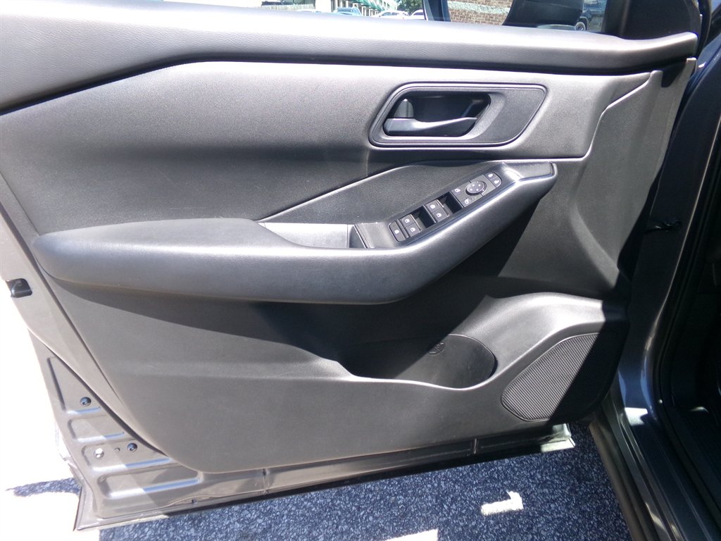 2024 Nissan Rogue - $24,953