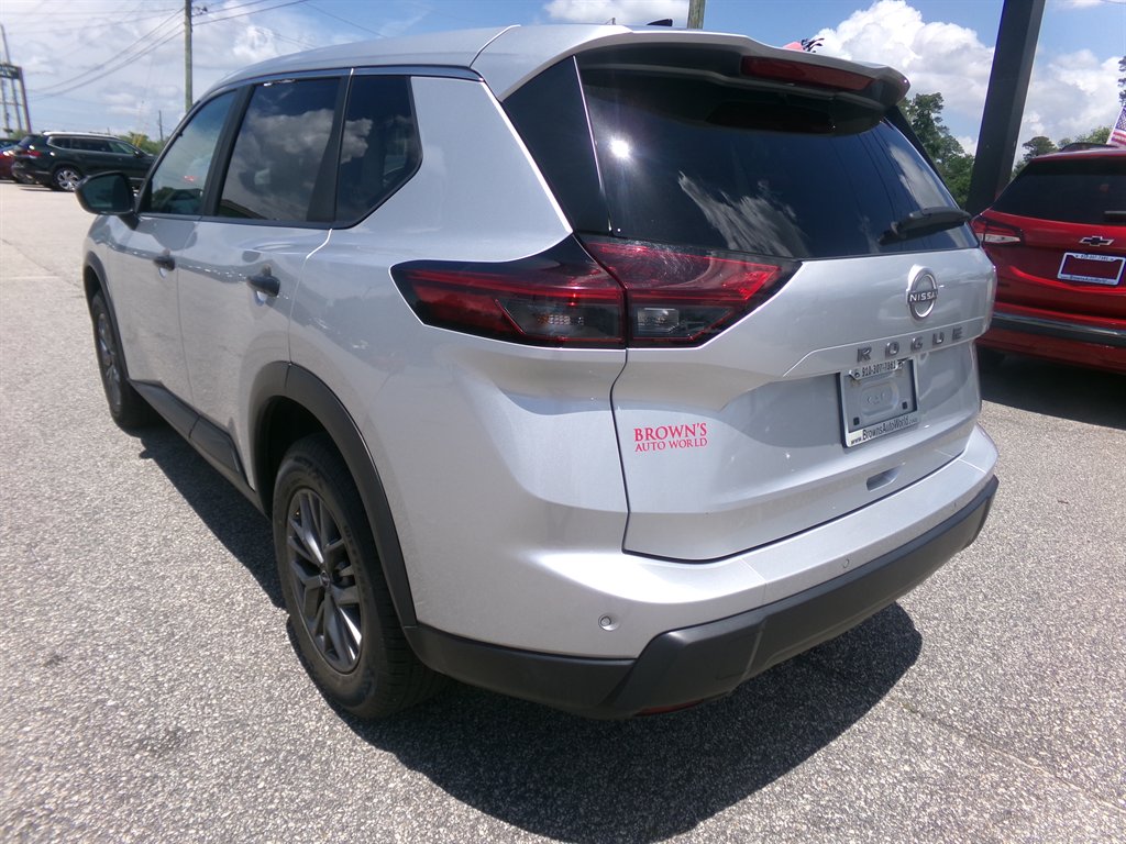 2024 Nissan Rogue - $21,288