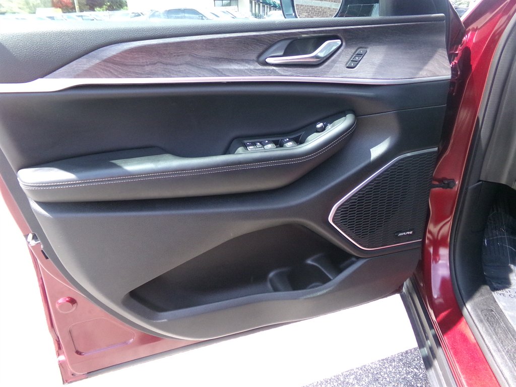 2024 Jeep Cherokee - $32,954