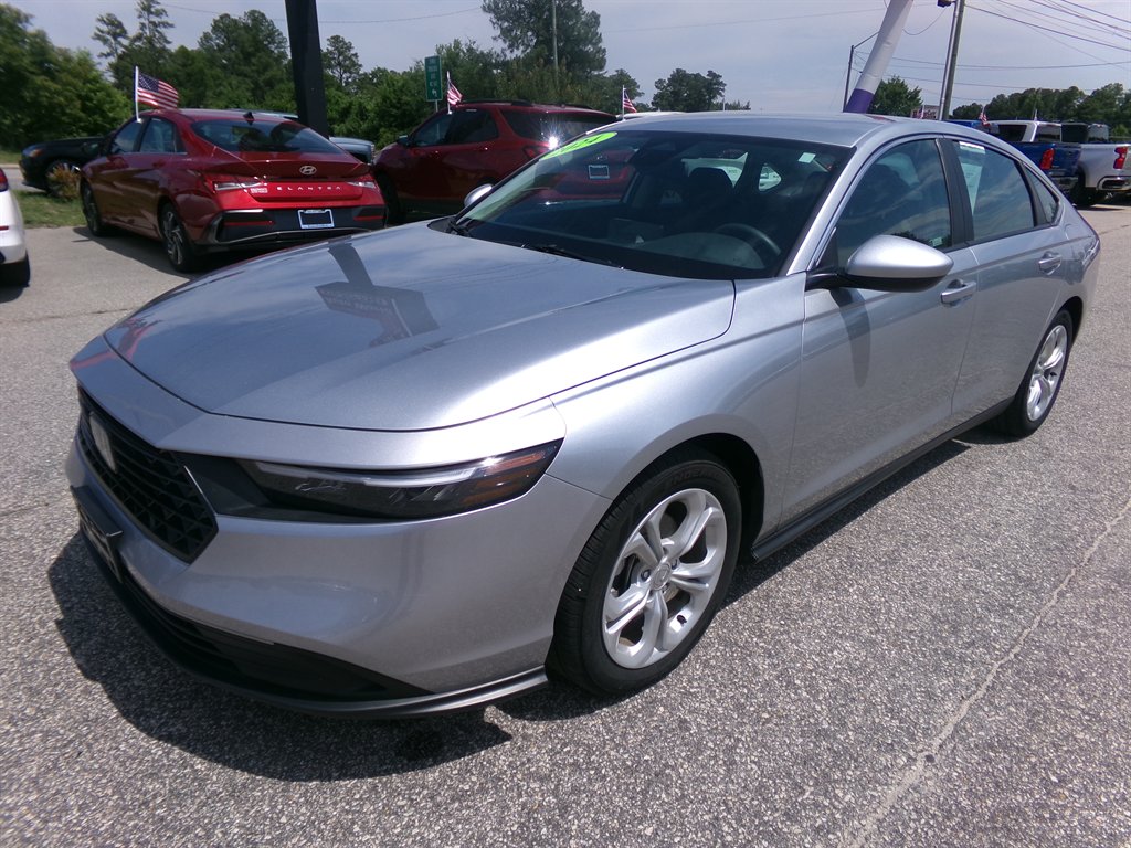 2024 Honda Accord - $25,988