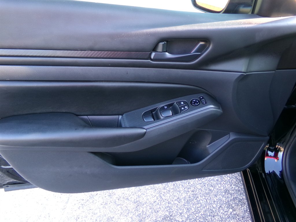 2025 Nissan Altima - $23,954