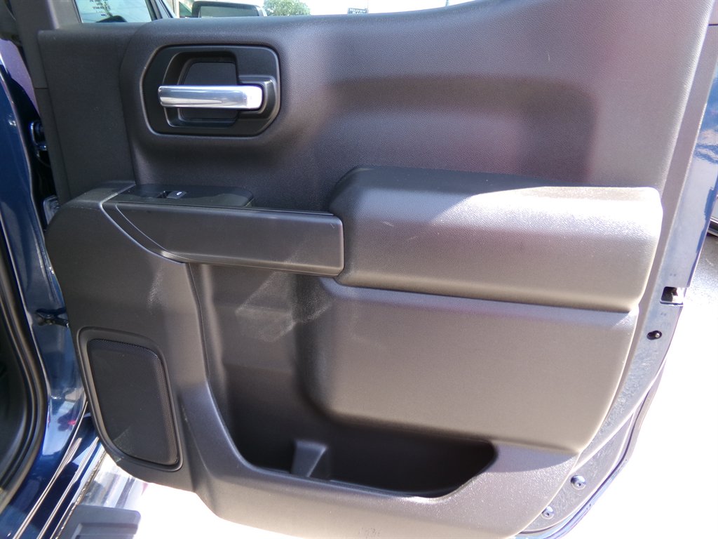 2021 Chevrolet Silverado - $36,653