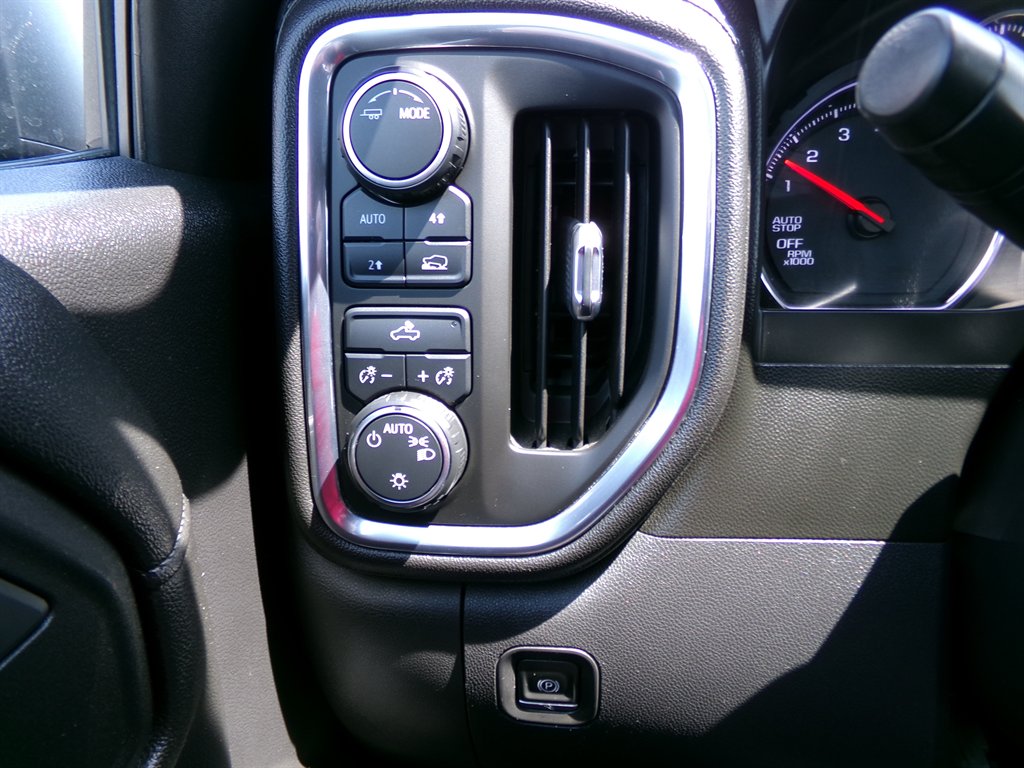 2021 Chevrolet Silverado - $36,653