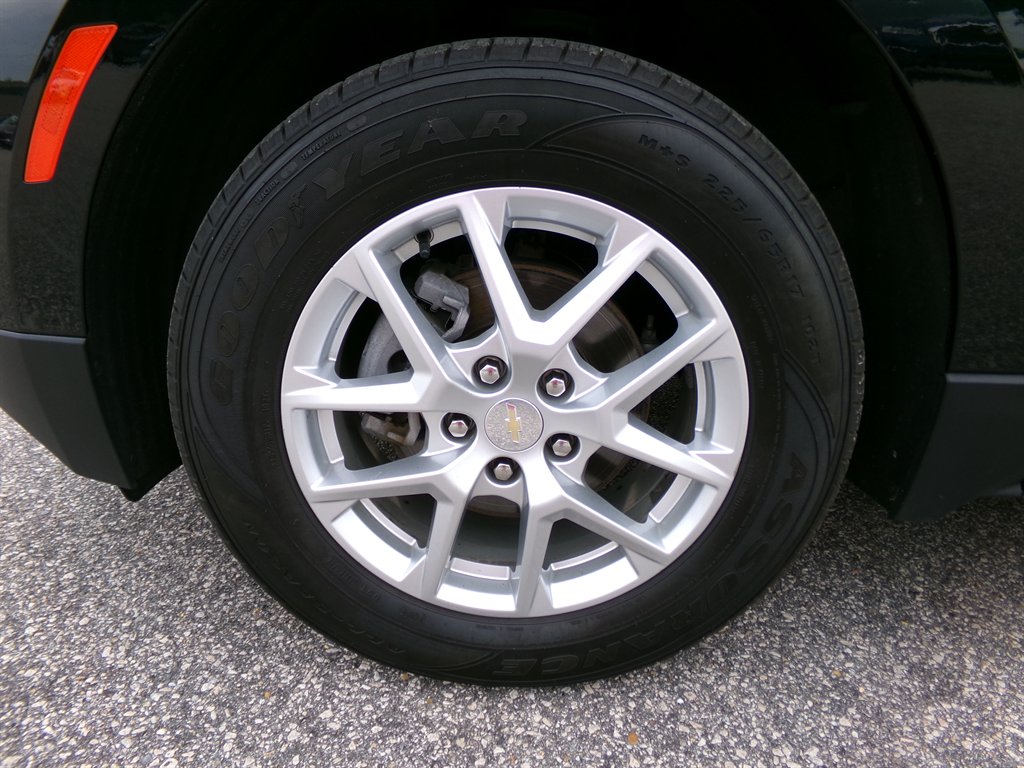 2023 Chevrolet Equinox - $23,584