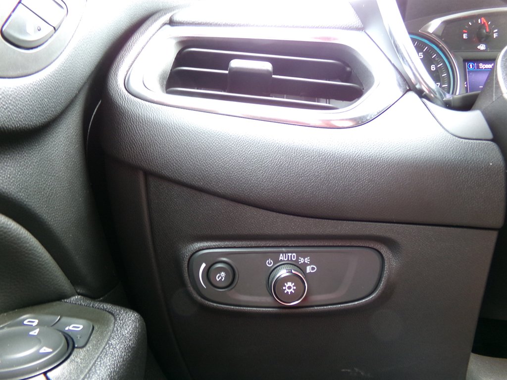 2023 Chevrolet Equinox - $23,584
