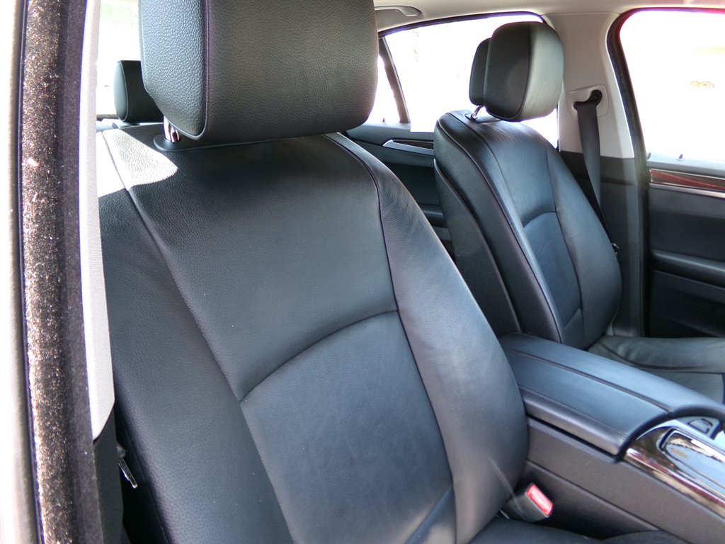 2013 BMW 5 Series - $11,955