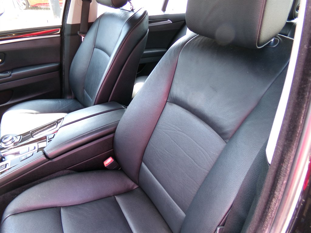 2013 BMW 5 Series - $11,955