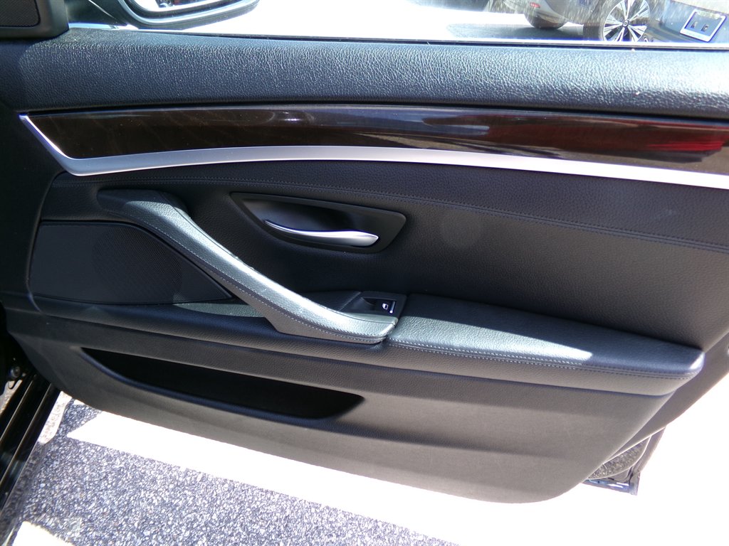 2013 BMW 5 Series - $11,955