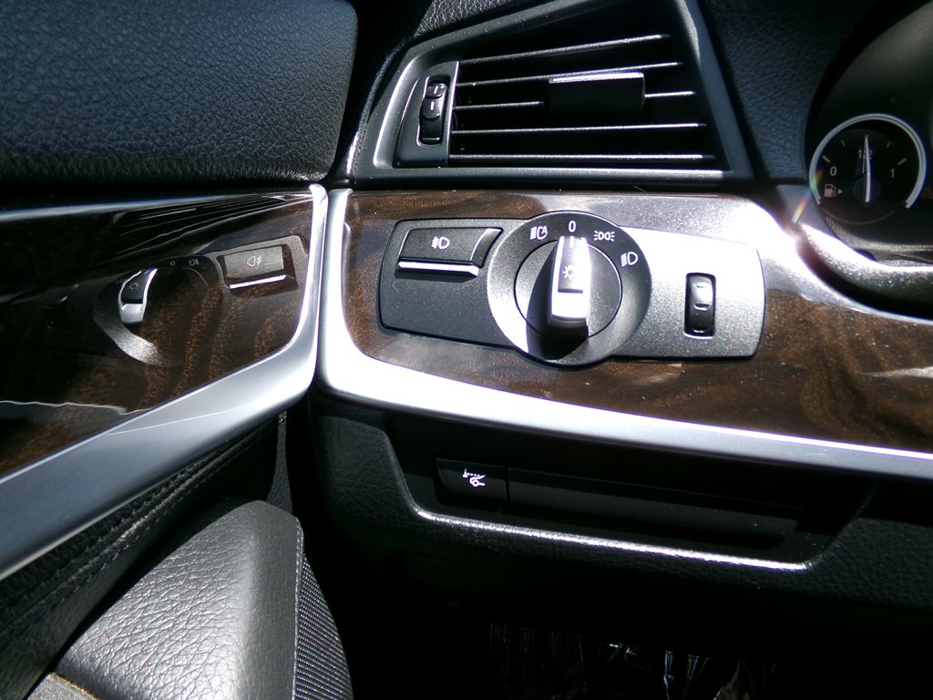 2013 BMW 5 Series - $11,955